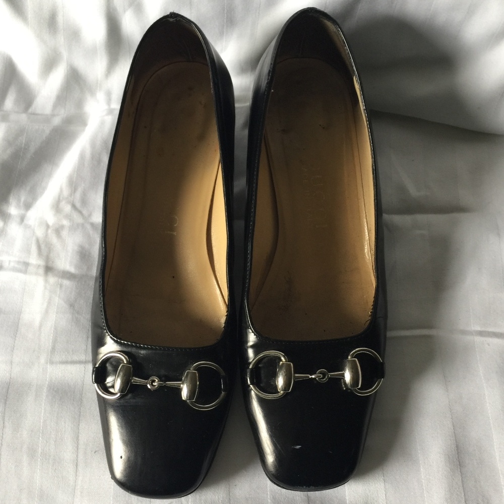 GUCCI Black Leather Low Heels w. Silver Horse bit